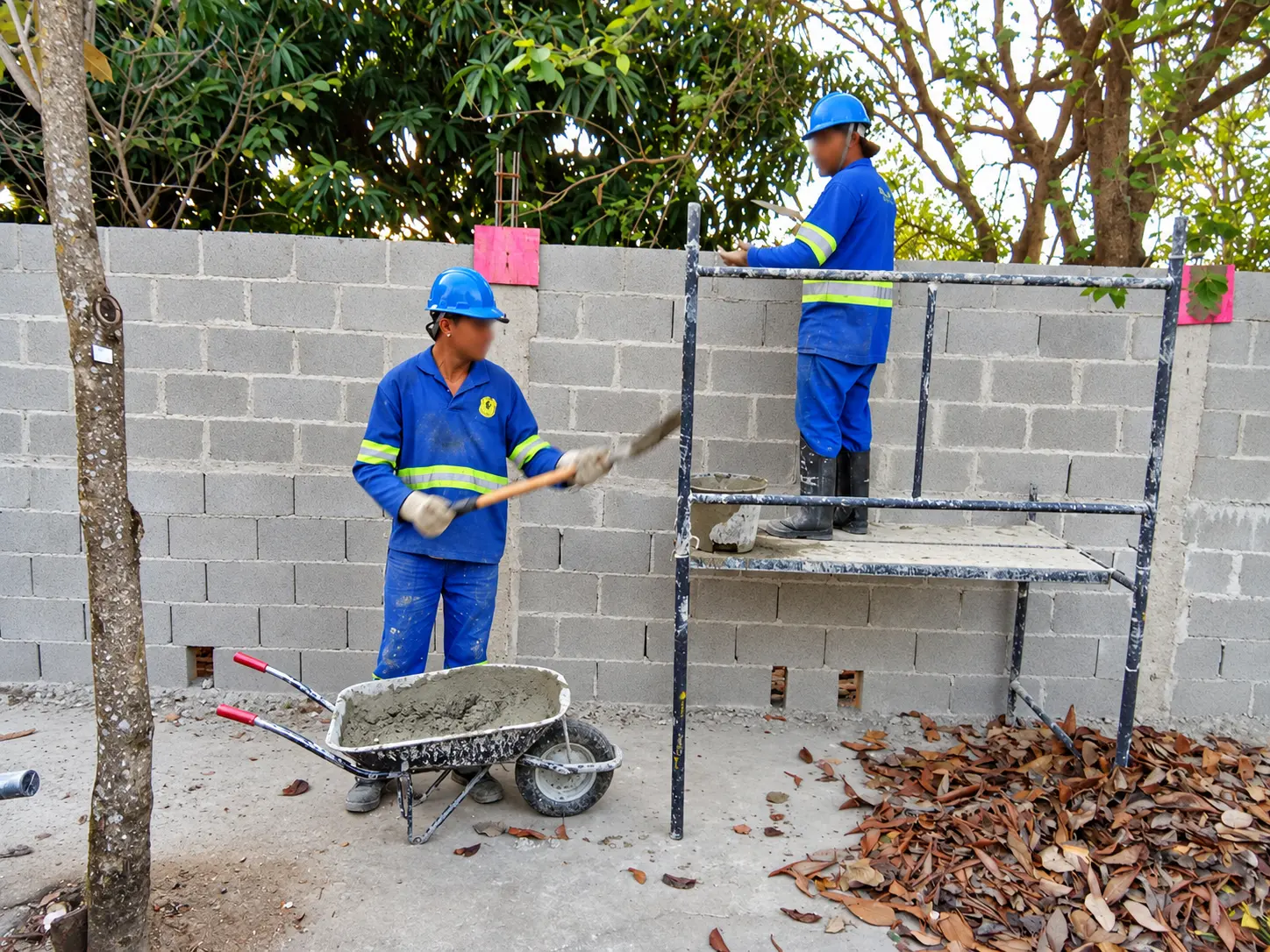 Trabalho de alvenaria em andamento
